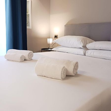 Lux Apartment Colosseo ローマ エクステリア 写真