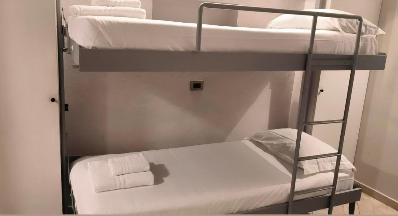 Lux Apartment Colosseo ローマ エクステリア 写真